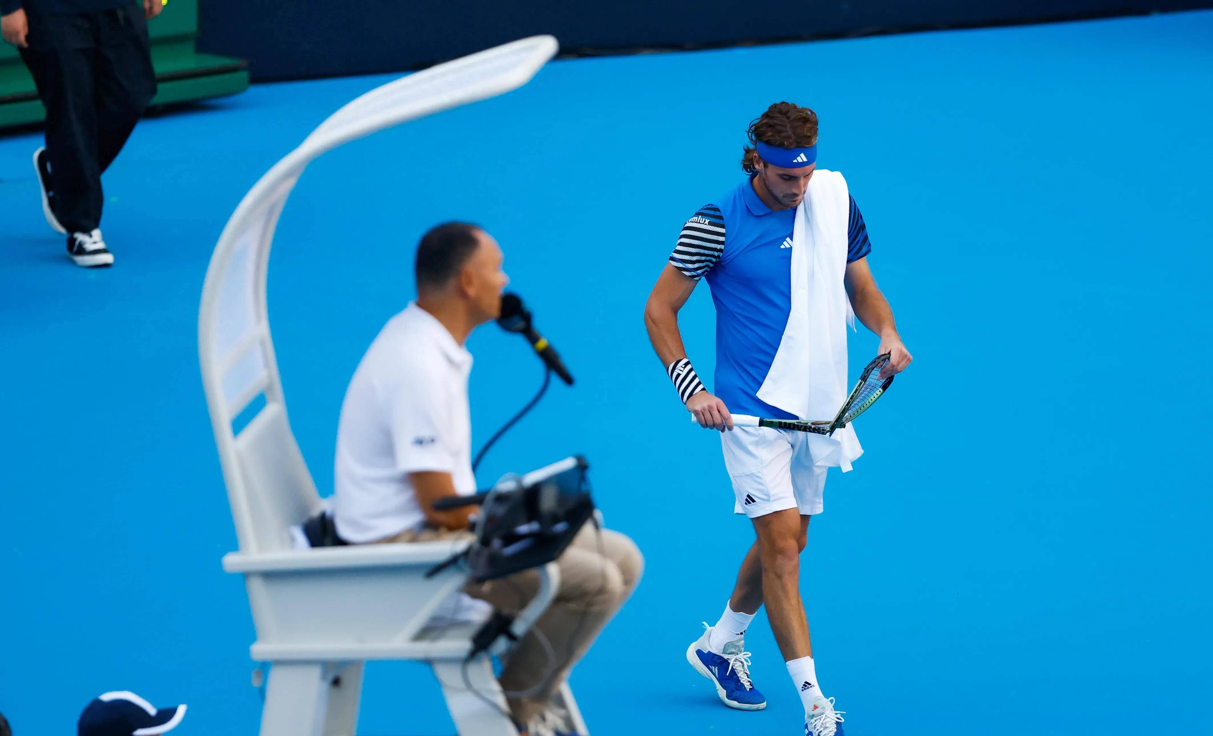 ATP总决赛翻盘拉沃尔杯,西西帕斯高光表现 ATP总决赛翻盘拉沃尔杯,西西帕斯高光表现