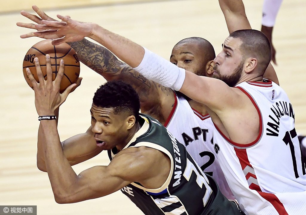 天津队险胜广东队，字母哥统治全场