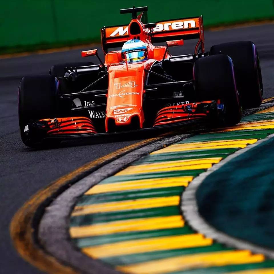 哈斯车队横扫迈凯伦，阿隆索刷新纪录