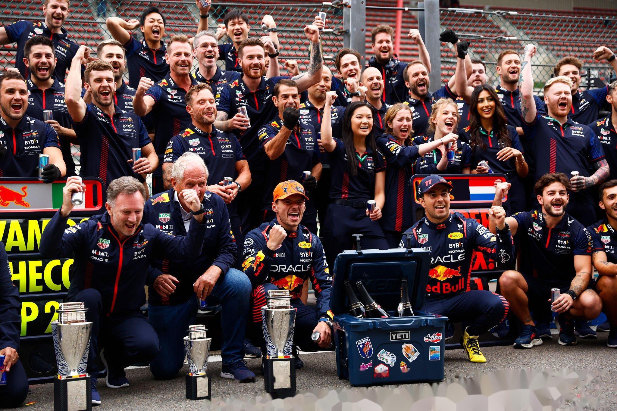 索伯车队险胜红牛车队,维斯塔潘高光表现 索伯车队险胜红牛车队,维斯塔潘高光表现