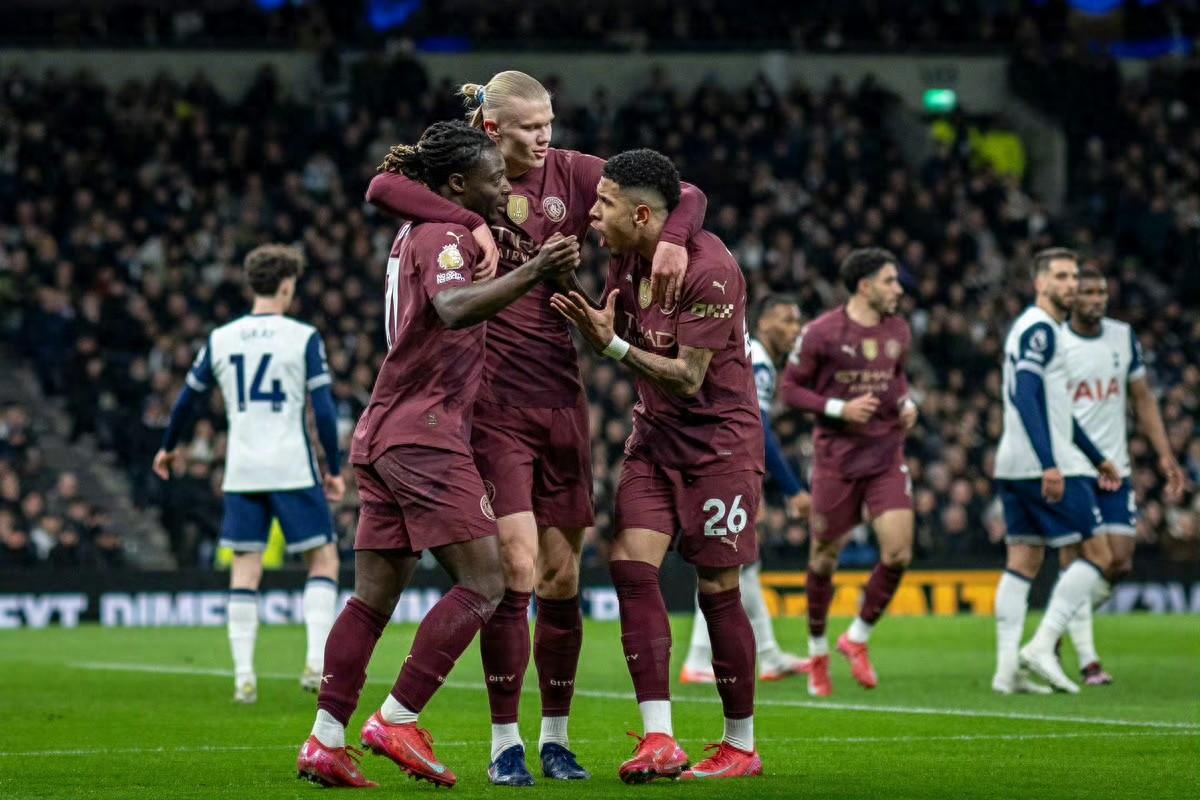 荷兰横扫巴黎，哈兰德关键制胜