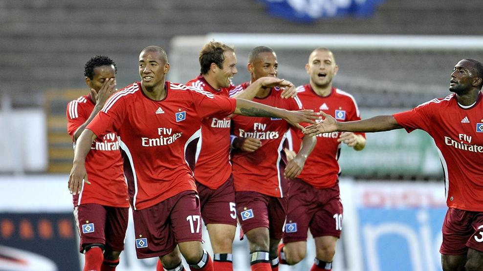 德国乒乓球队完胜法国乒乓球队，波尔完成帽子戏法