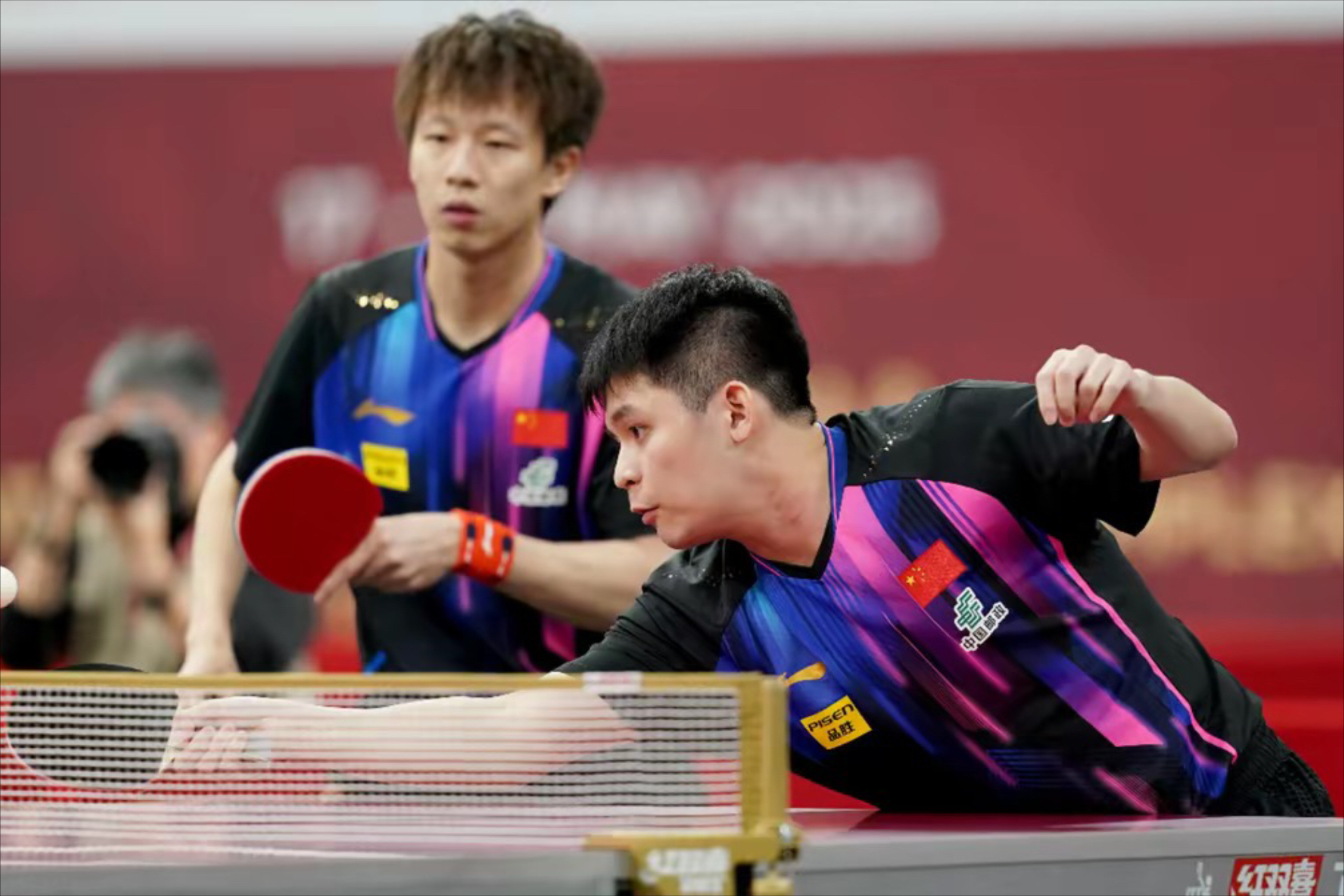 韩国队鏖战英格兰队,林高远高光表现 韩国队鏖战英格兰队,林高远高光表现