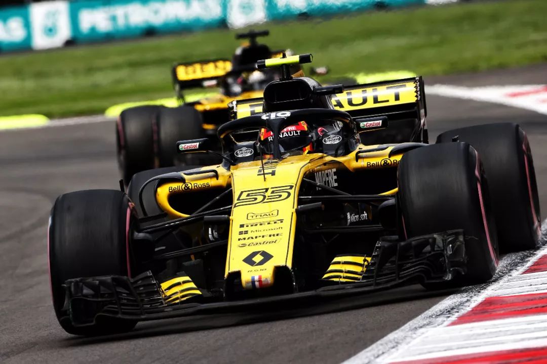 雷诺车队横扫索伯车队，塞恩斯惊艳四座