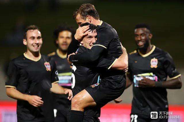 古尔基勒西乌斯联队逆转战胜对手，实现惊天逆转