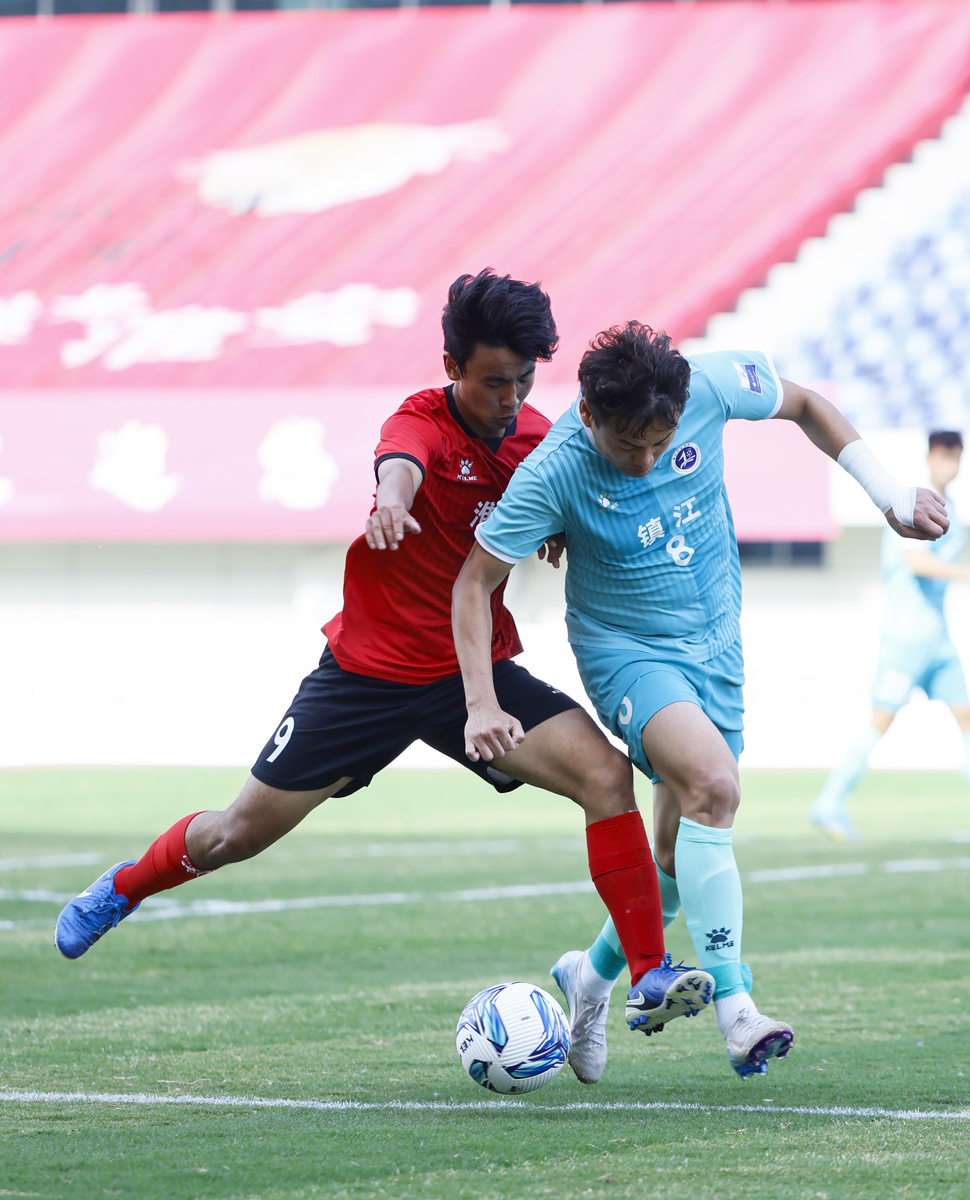 中国足球顶级联赛经历近期一场惊心动魄的较量