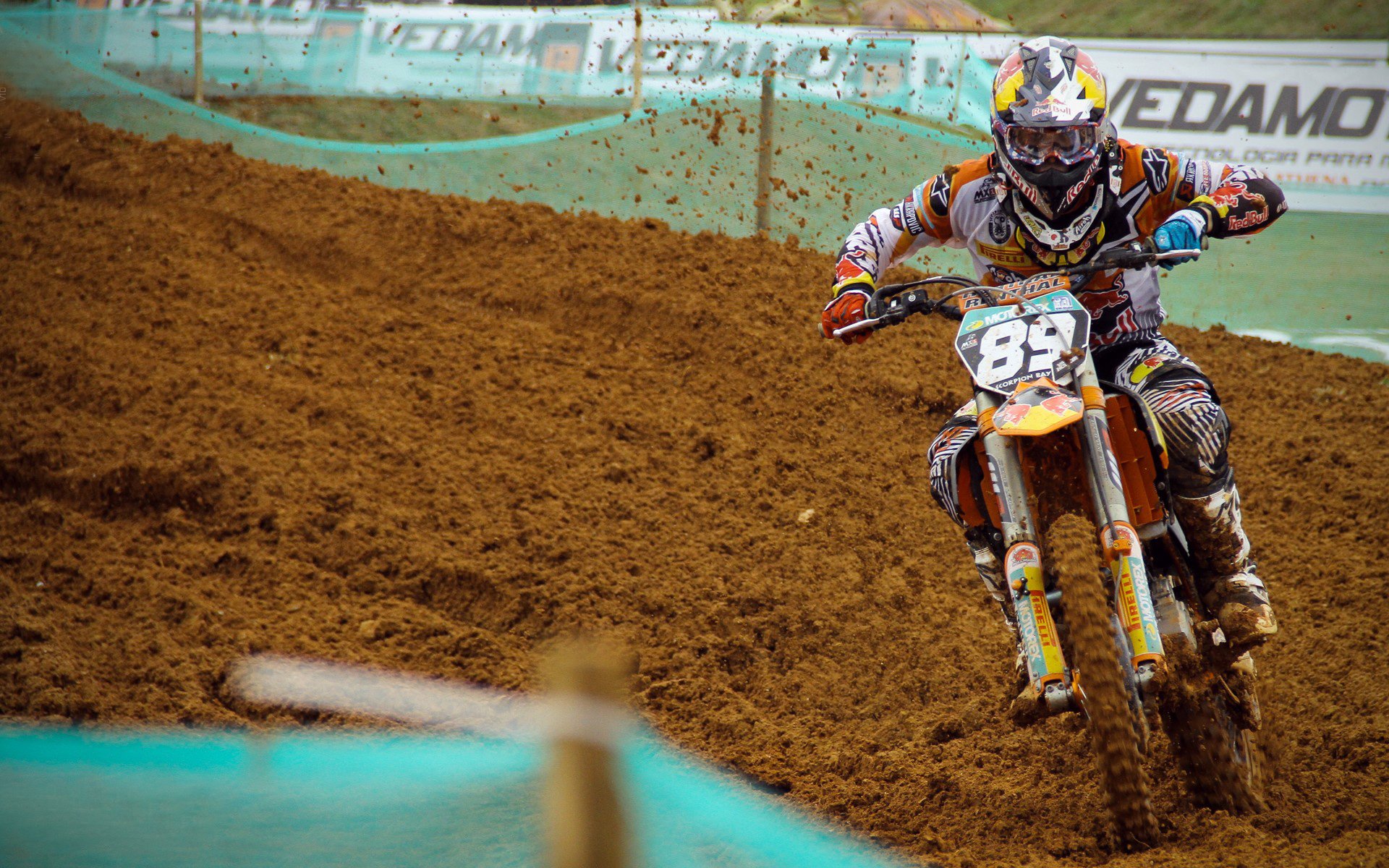 凡尔赛宫与尼日尔河的对决，格列兹曼那一脚，踢碎了马里人一百年的梦