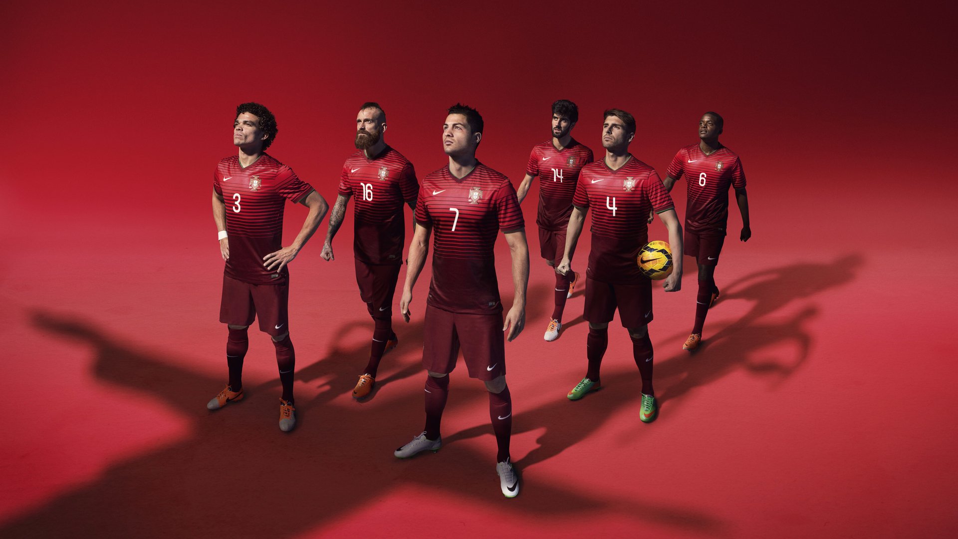 格子军团铁蹄踏碎郁金香，格列兹曼独舞点亮欧洲之巅